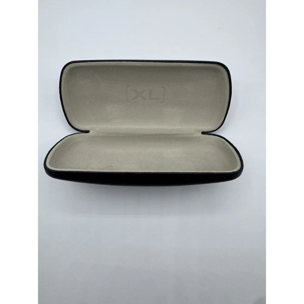 Chesterfield XL Eyeglasses Black Hard Clamshell Eyeglasses Case